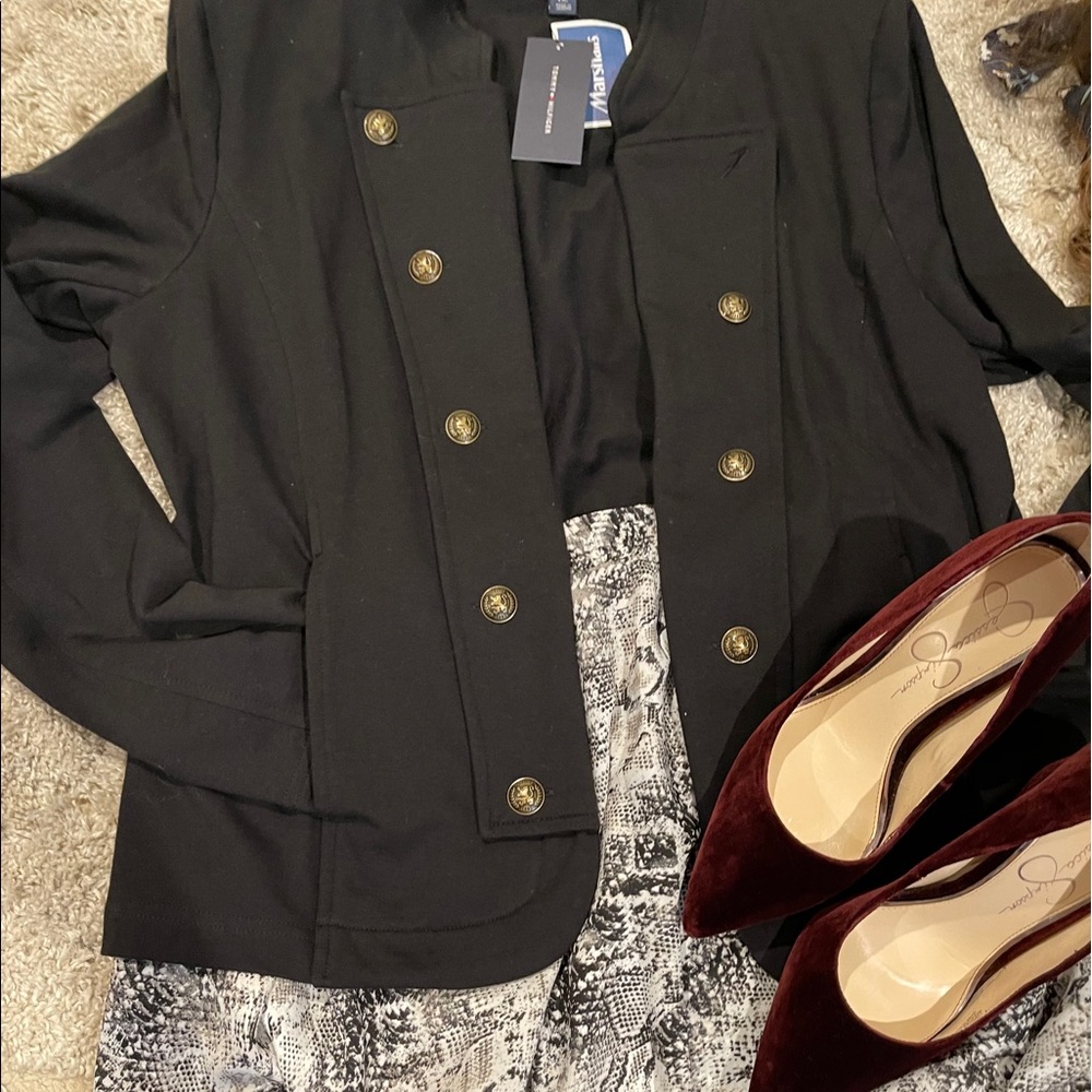 NWT Black Blazer